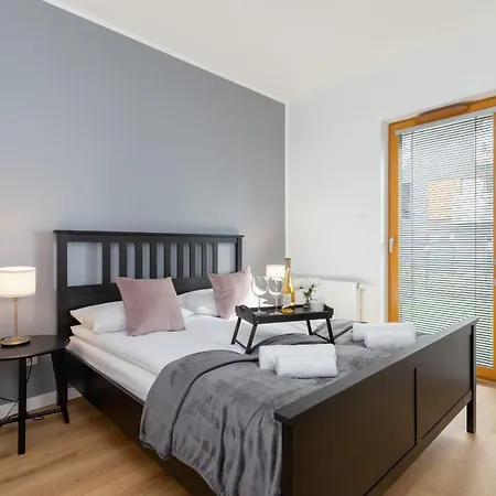 Luxurious Apartment Rakowicka Krakow By Renters Prestige Exterior foto