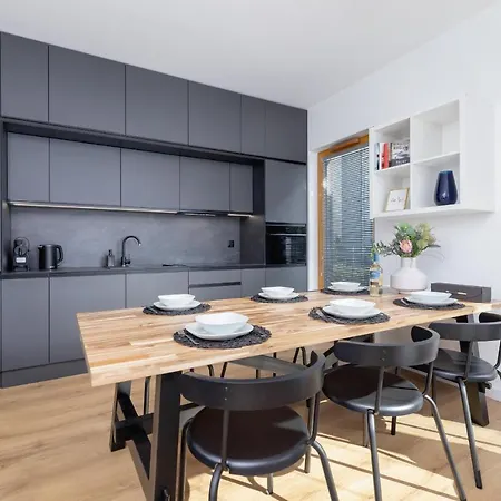 Luxurious Apartment Rakowicka Krakow By Renters Prestige Exterior foto