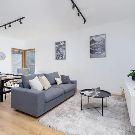 Luxurious Apartment Rakowicka Krakow By Renters Prestige Exterior foto