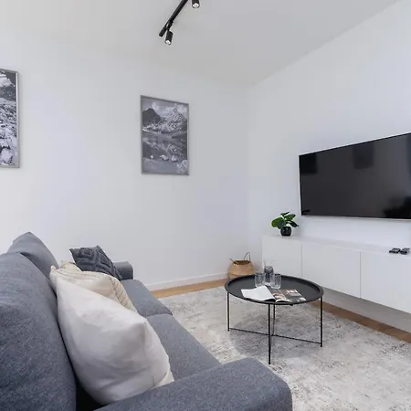 Luxurious Apartment Rakowicka Krakow By Renters Prestige Exterior foto