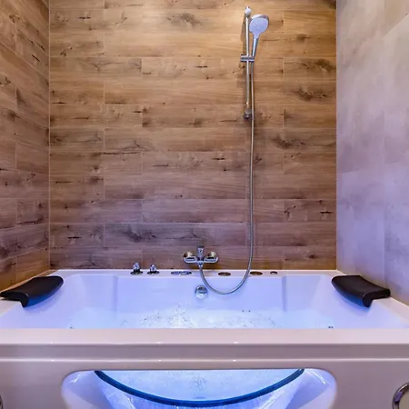 Luxurious Apartment Rakowicka Krakow By Renters Prestige Exterior foto