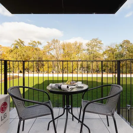 Luxurious Apartment Rakowicka Krakow By Renters Prestige Exterior foto